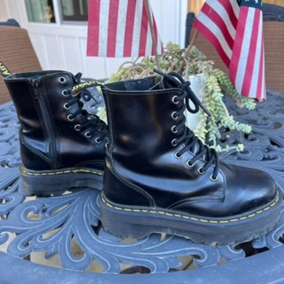 Doc Martens Jadon Platform Boots, SZ 6 - Picture 1 of 8
